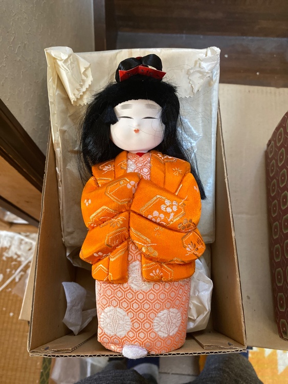 江戸木目込人形　わらべ(女)（美術品・骨董品）の商品画像 - 査定依頼日：2026年5月7日 - 最高査定価格：100,000円