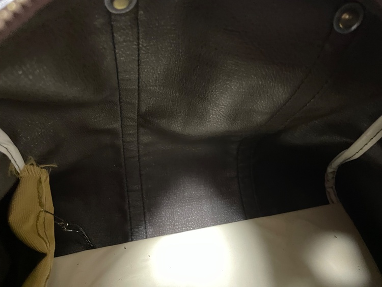 フェンディ  （ブランドバッグ）の商品画像 - 査定依頼日：2025年12月6日 - 最高査定価格：45,000円