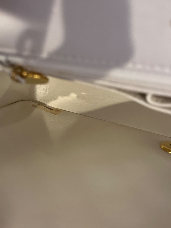 マトラッセ　ラムスキンショルダー（ブランドバッグ）の商品画像 - 査定依頼日：2025年11月18日 - 最高査定価格：100,000円