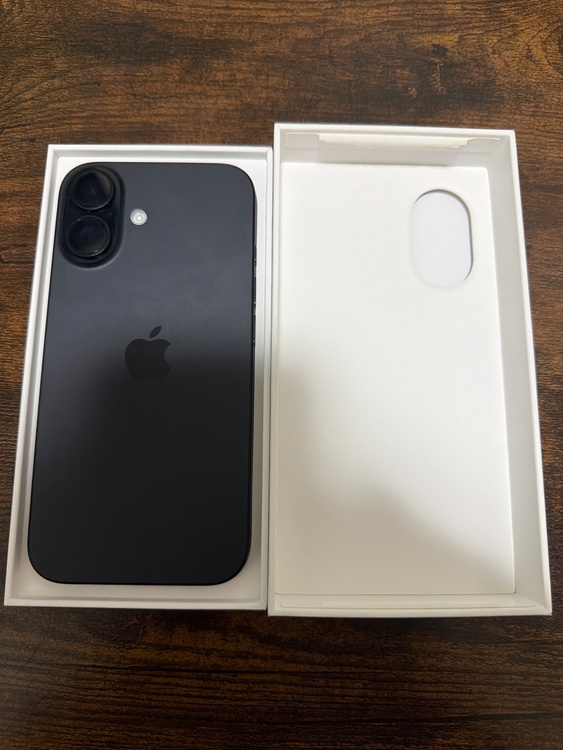 iPhone iPhone 16 128GB SIMフリー（スマホ）の商品画像 - 査定依頼日：2026年8月4日 - 最高査定価格：85,000円