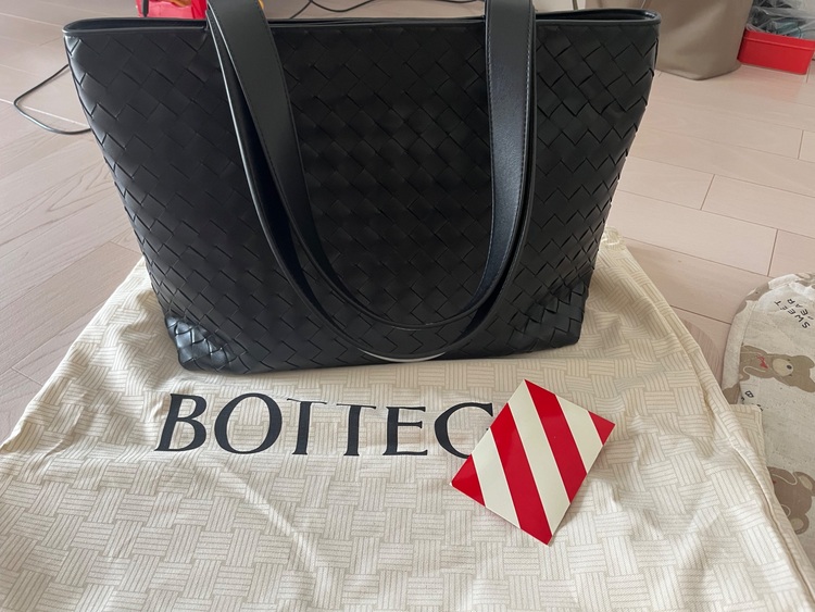 ボッテガ・ヴェネタ  （ブランドバッグ）の商品画像 - 査定依頼日：2025年7月15日 - 最高査定価格：170,000円