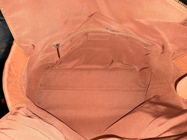 シェブロン　ハンドバッグ（ブランドバッグ）の商品画像 - 査定依頼日：2026年4月24日 - 最高査定価格：120,000円