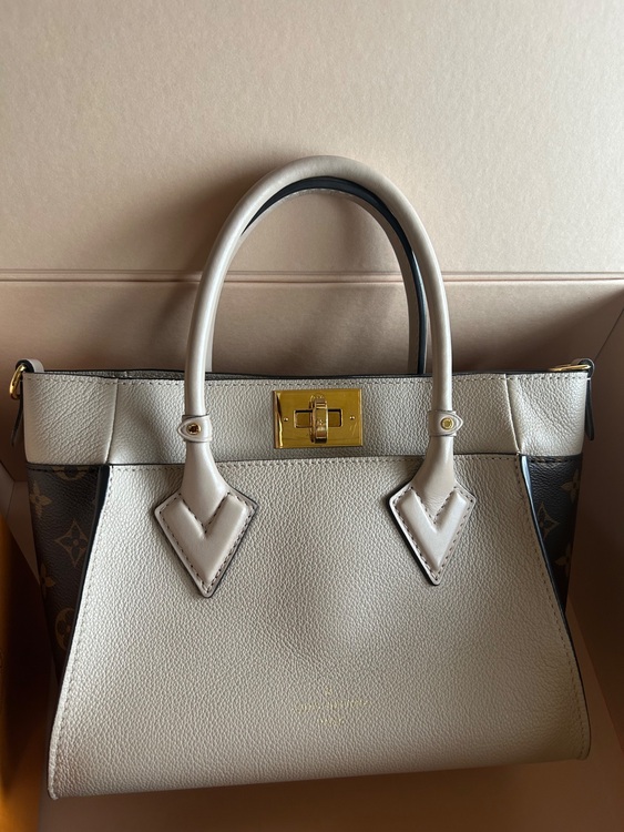 ルイヴィトン モノグラム （ブランドバッグ）の商品画像 - 査定依頼日：2025年9月23日 - 最高査定価格：280,000円