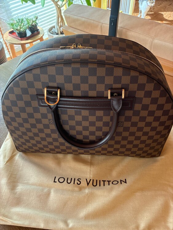 ボストンバッグ（ブランドバッグ）の商品画像 - 査定依頼日：2025年4月30日 - 最高査定価格：80,000円