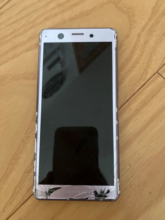 Xperia（スマホ）の商品画像 - 査定依頼日：2026年4月13日 - 最高査定価格：100,000円