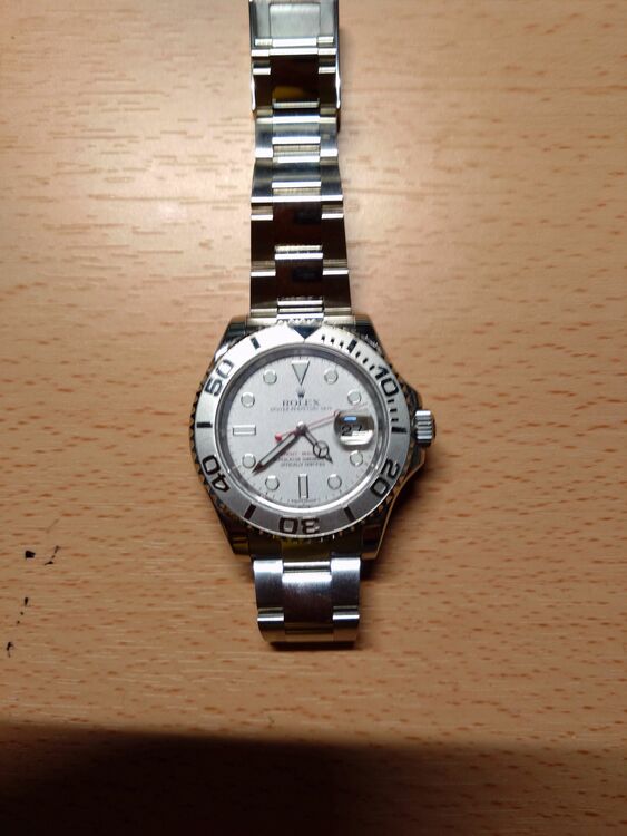 ヨットマスターロレジウム　116622（高級時計）の商品画像 - 査定依頼日：2025年11月17日 - 最高査定価格：1,600,000円