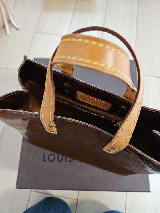 ヴェルニ　リードpm（ブランドバッグ）の商品画像 - 査定依頼日：2025年1月11日 - 最高査定価格：13,000円