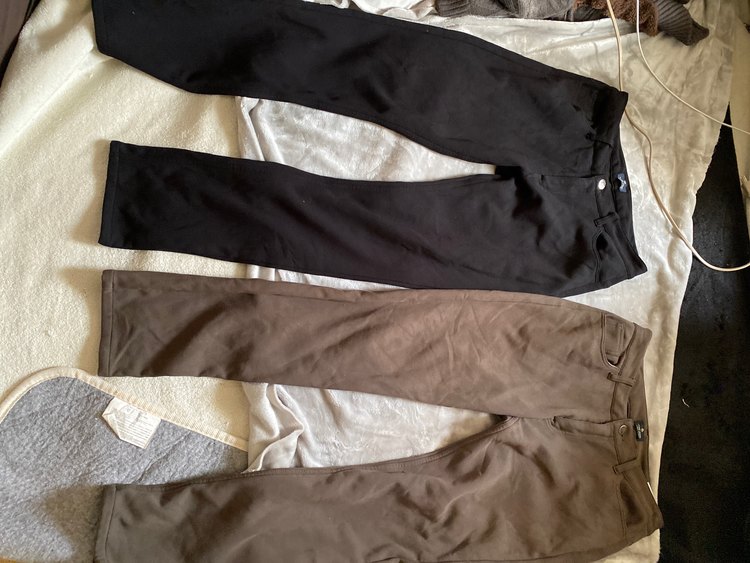 チノパン（古着・ファッション）の商品画像 - 査定依頼日：2023年2月9日