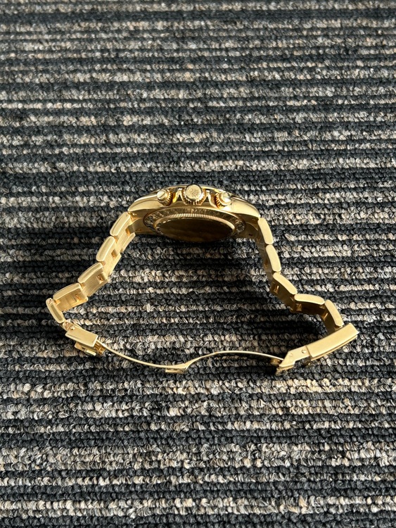 コスモグラフデイトナ（高級時計）の商品画像 - 査定依頼日：2025年6月30日 - 最高査定価格：5,300,000円