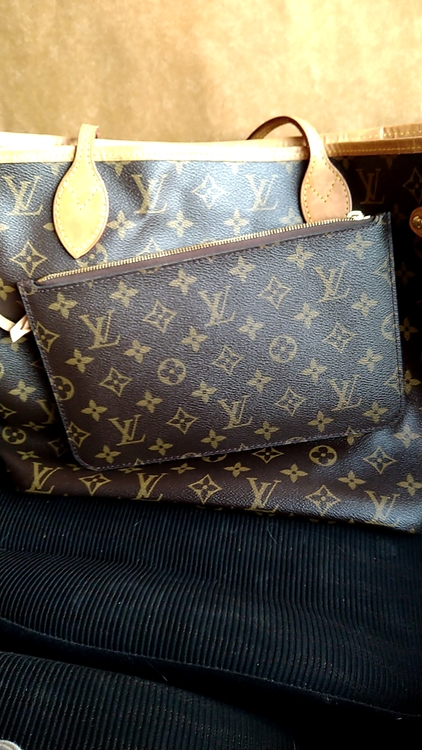 ネヴァーフルMM（ブランドバッグ）の商品画像 - 査定依頼日：2021年5月28日 - 最高査定価格：115,000円