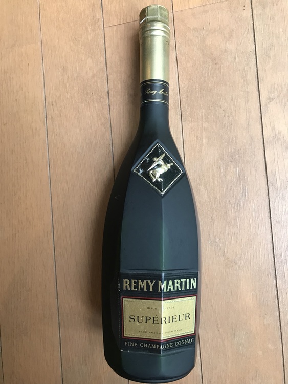 SUPERIEUR（お酒）の商品画像 - 査定依頼日：2022年5月6日 - 最高査定価格：4,000円