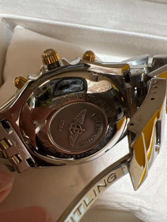 ブライトリング クロノマット D136C32RA（高級時計）の商品画像 - 査定依頼日：2025年5月23日 - 最高査定価格：260,000円