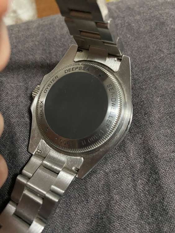 ロレックス シードゥエラー ロ Ref.116660（高級時計）の商品画像 - 査定依頼日：2026年4月1日 - 最高査定価格：1,450,000円