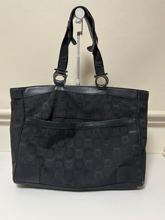 わかりません（ブランドバッグ）の商品画像 - 査定依頼日：2025年2月6日 - 最高査定価格：10,000円