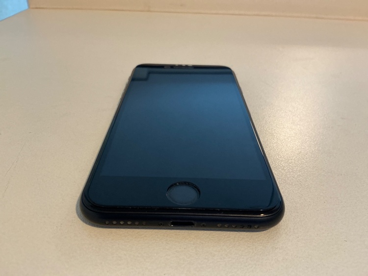 バージョン26.5、純正バッテリー交換済（スマホ）の商品画像 - 査定依頼日：2026年8月29日 - 最高査定価格：11,000円