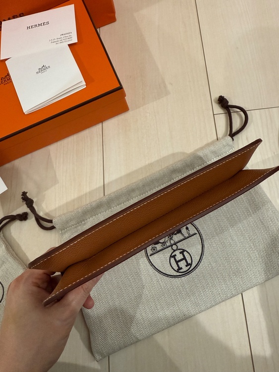 ジップアンドゴートゥーゴーシェーヌダンクル（ブランドバッグ）の商品画像 - 査定依頼日：2026年1月7日 - 最高査定価格：300,000円