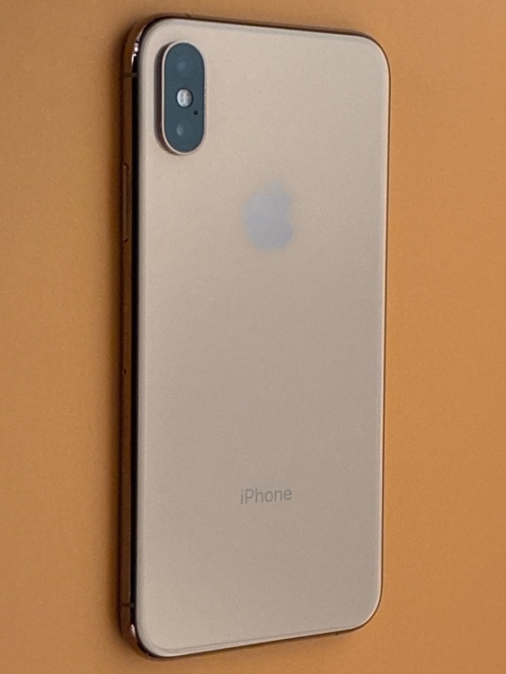 iPhoneXS 256GB SIMフリー（スマホ）の商品画像 - 査定依頼日：2025年12月26日 - 最高査定価格：16,000円