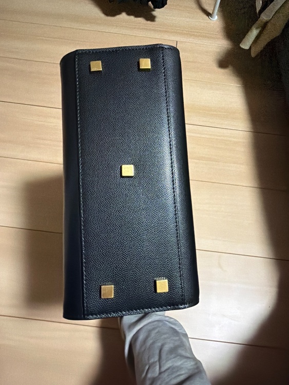 イブサンローラン  （ブランドバッグ）の商品画像 - 査定依頼日：2026年4月11日 - 最高査定価格：130,000円