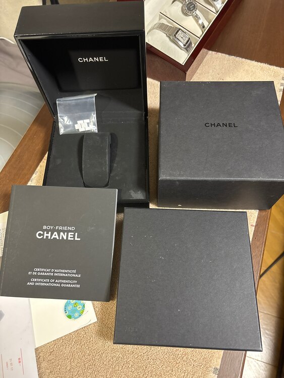 シャネル J12 H162（高級時計）の商品画像 - 査定依頼日：2025年3月23日 - 最高査定価格：400,000円