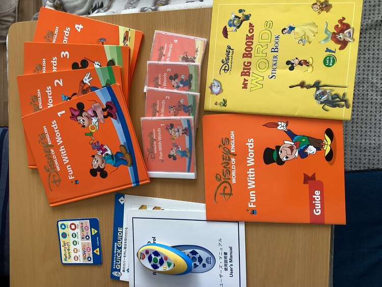 ディズニー英語システムフルセット（CD・DVD）の商品画像 - 査定依頼日：2025年4月15日 - 最高査定価格：3,000円