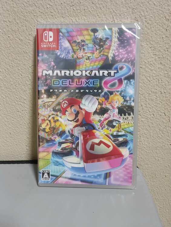 マリオカート8デラックス（ゲーム機本体・ゲームソフト）の商品画像 - 査定依頼日：2025年5月3日 - 最高査定価格：2,800円