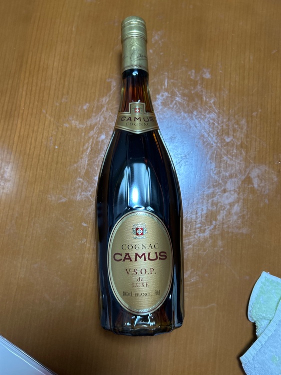 ブランデー カミュ （お酒）の商品画像 - 査定依頼日：2025年8月31日 - 最高査定価格：1,000円