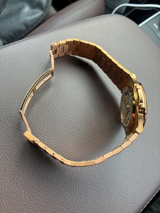 パテックフィリップ ノーチラス A384EBc（高級時計）の商品画像 - 査定依頼日：2025年11月25日 - 最高査定価格：18,000,000円