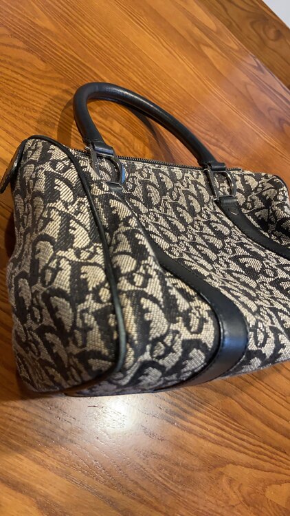 ディオール  （ブランドバッグ）の商品画像 - 査定依頼日：2025年3月4日 - 最高査定価格：60,000円