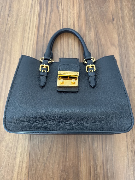 マドラス（ブランドバッグ）の商品画像 - 査定依頼日：2026年1月29日 - 最高査定価格：30,000円