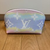 エスカル　ポーチ　ルイヴィトン　ポシェット・コスメティック PM（ブランド財布・小物）の商品画像 - 査定依頼日：2025年4月19日 - 最高査定価格：40,000円