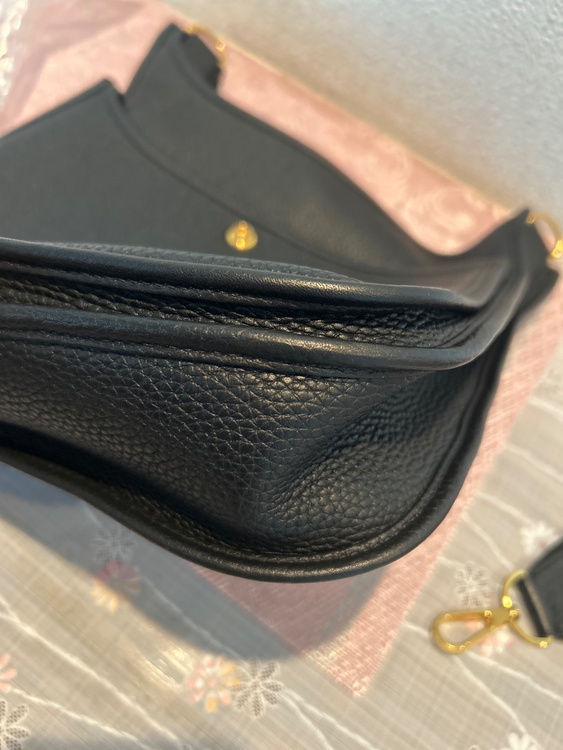 エブリン3PM（ブランドバッグ）の商品画像 - 査定依頼日：2026年2月20日 - 最高査定価格：100,000円