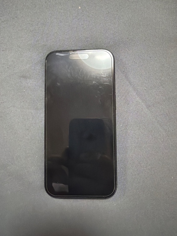 iPhone iPhone 15 256GB au（スマホ）の商品画像 - 査定依頼日：2026年9月2日 - 最高査定価格：68,000円