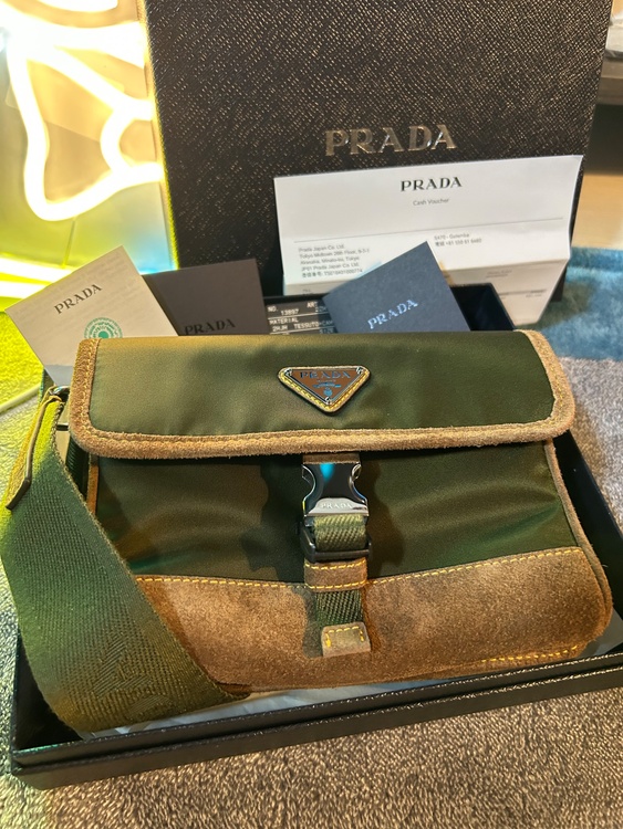 プラダ  （ブランドバッグ）の商品画像 - 査定依頼日：2026年3月26日 - 最高査定価格：60,000円