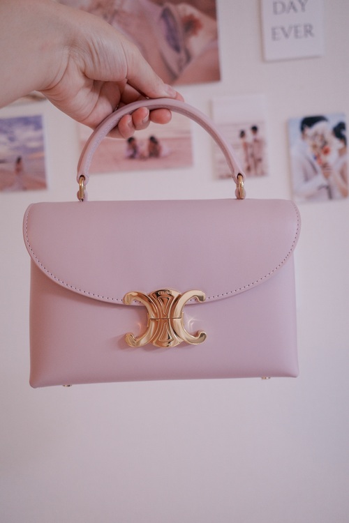 セリーヌ  （ブランドバッグ）の商品画像 - 査定依頼日：2025年8月7日 - 最高査定価格：280,000円