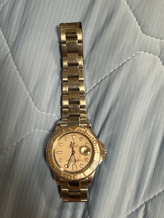 ロレックス ヨットマスター （高級時計）の商品画像 - 査定依頼日：2025年7月6日 - 最高査定価格：1,150,000円