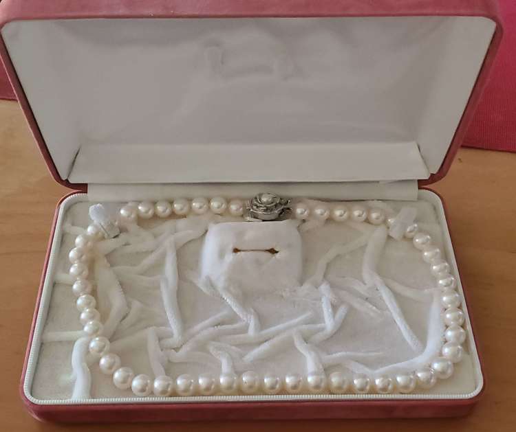 ネックレス（宝石）の商品画像 - 査定依頼日：2023年5月20日 - 最高査定価格：50,000円