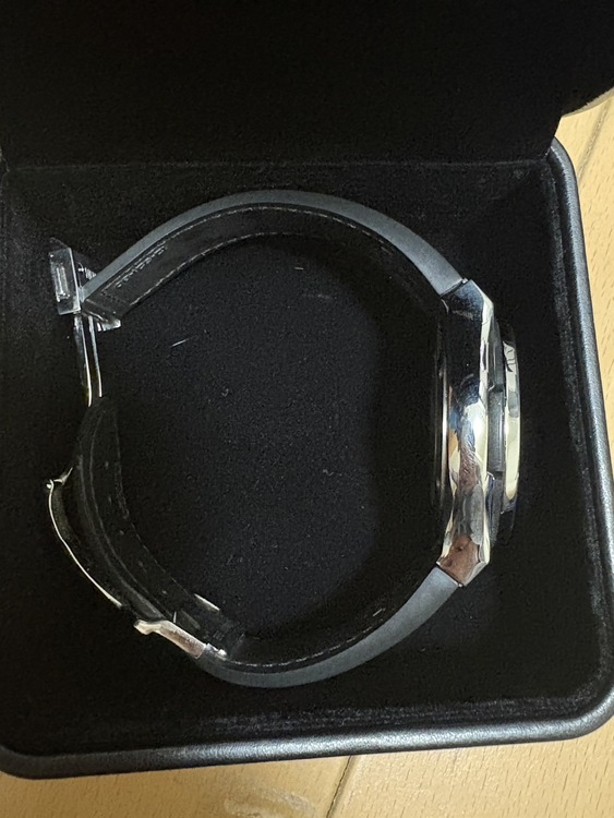 ウブロ クラシックフュージョン （高級時計）の商品画像 - 査定依頼日：2026年4月21日 - 最高査定価格：1,300,000円