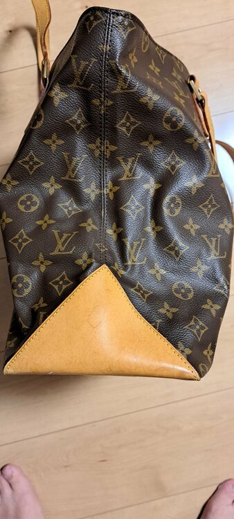 ルイヴィトン モノグラム（ブランドバッグ）の商品画像 - 査定依頼日：2026年9月26日 - 最高査定価格：40,000円
