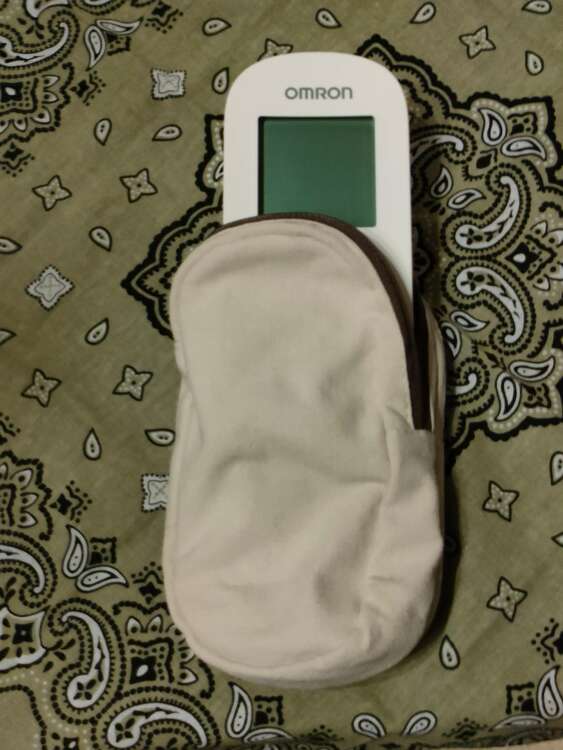 オムロン 温熱低周波治療器（コスメ・美容・健康器具）の商品画像 - 査定依頼日：2024年7月17日