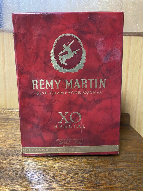 ブランデー レミーマルタン （お酒）の商品画像 - 査定依頼日：2025年4月29日 - 最高査定価格：7,000円