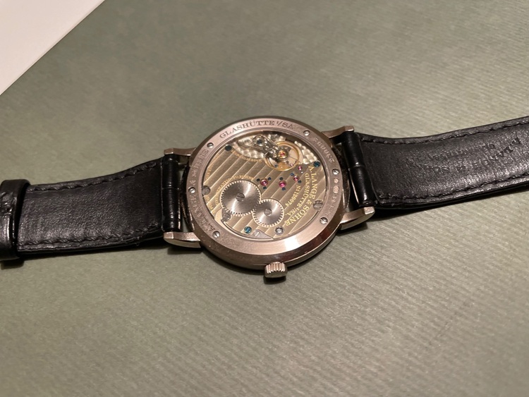 サクソニアフラッハ（高級時計）の商品画像 - 査定依頼日：2025年8月14日 - 最高査定価格：1,850,000円