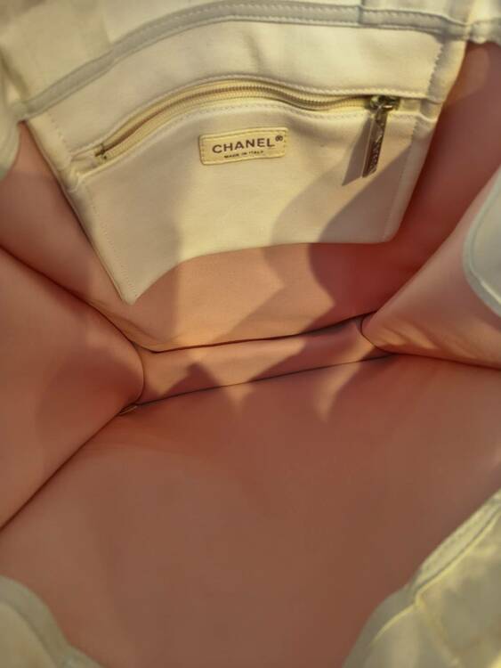 マイアミ トートバッグ（ブランドバッグ）の商品画像 - 査定依頼日：2026年4月9日 - 最高査定価格：30,000円