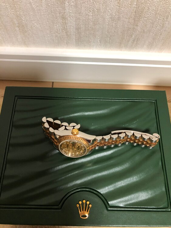 ロレックス デイトジャスト （高級時計）の商品画像 - 査定依頼日：2025年2月21日 - 最高査定価格：1,600,000円