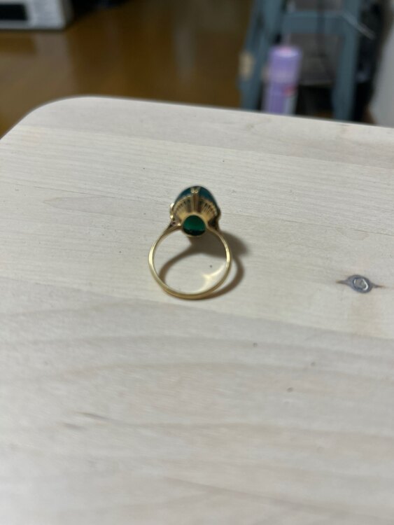 翡翠（宝石）の商品画像 - 査定依頼日：2025年1月11日 - 最高査定価格：30,000円