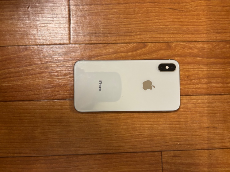 iPhoneXS 64GB Softbank（スマホ）の商品画像 - 査定依頼日：2026年4月30日 - 最高査定価格：15,000円