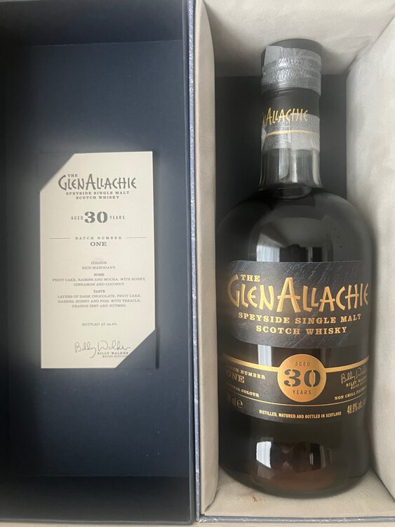 ウイスキー ウイスキー(その他) （お酒）の商品画像 - 査定依頼日：2025年4月15日 - 最高査定価格：200,000円