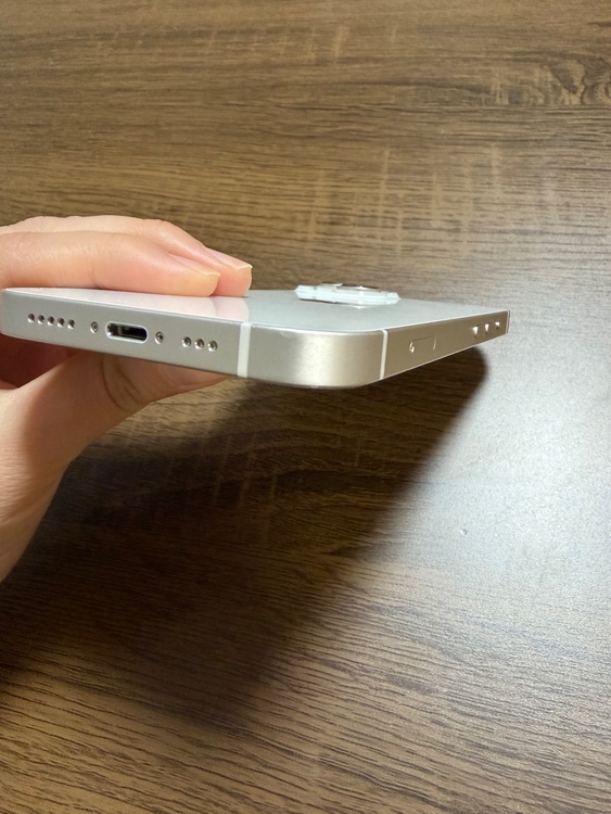 iPhone14（スマホ）の商品画像 - 査定依頼日：2026年1月27日 - 最高査定価格：53,000円