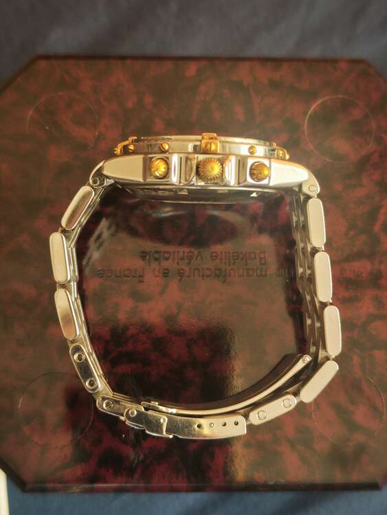 ブライトリング クロノマット （高級時計）の商品画像 - 査定依頼日：2025年2月4日 - 最高査定価格：250,000円