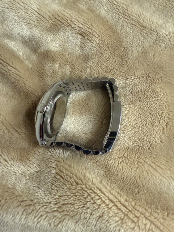 ロレックス デイトジャスト 12623（高級時計）の商品画像 - 査定依頼日：2026年2月4日 - 最高査定価格：2,050,000円