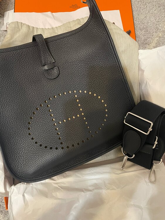 エルメス　エヴリンPM（ブランドバッグ）の商品画像 - 査定依頼日：2025年3月16日 - 最高査定価格：570,000円